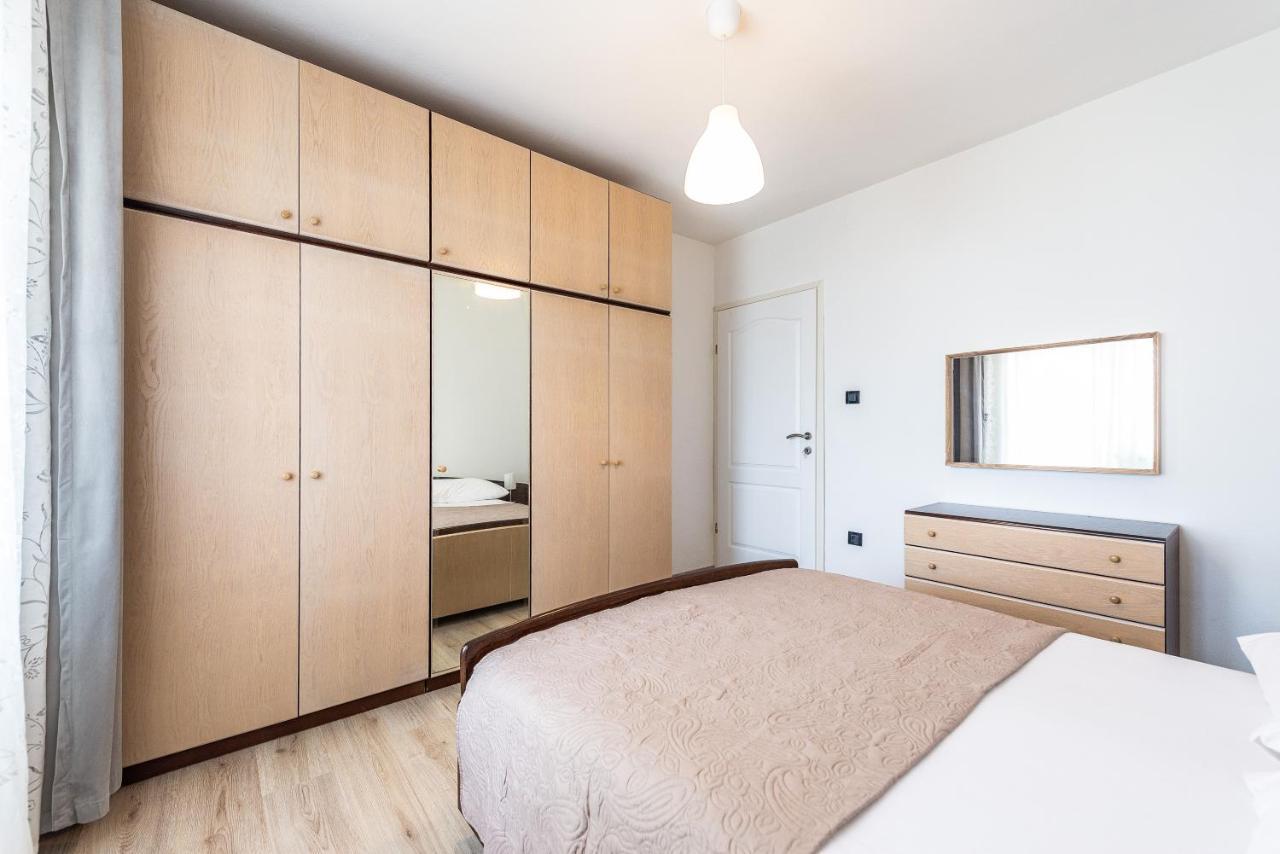Apartments Lili Pag Town Εξωτερικό φωτογραφία